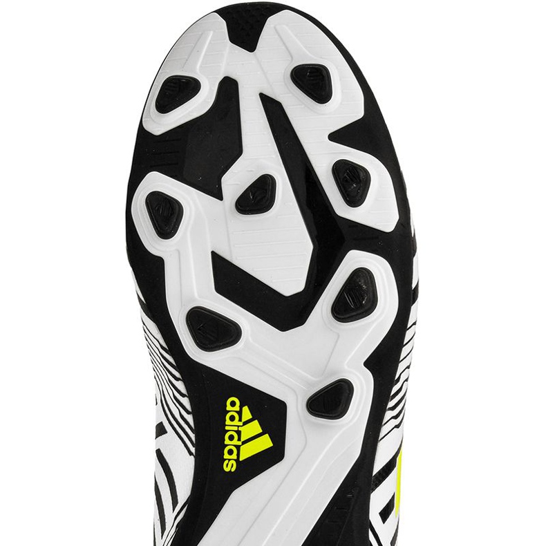 Kopačky Adidas Nemeziz 17.4 FxG Jr S82459 vícebarevný bílý 1