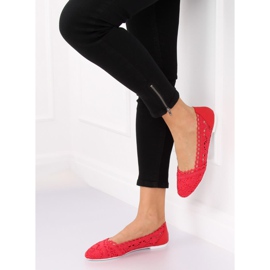 Červené prolamované balerínky 4701 Red 2