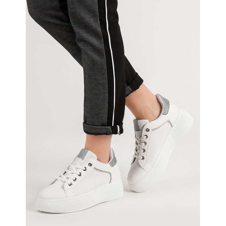 Sportovní obuv se třpytkami bílý 2