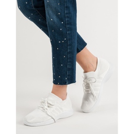 Textilní sportovní obuv bílý 2 Textilní sportovní obuv bílý 2