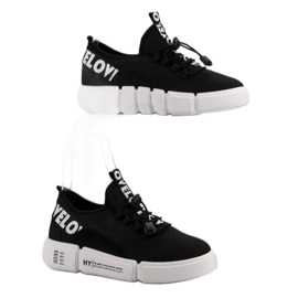 Sportovní obuv s manžetou černá 1