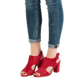 Prolamované sandály na sloupku červené 1