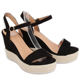 Černé sandály na klínové patě JS-2952 Black černý 2
