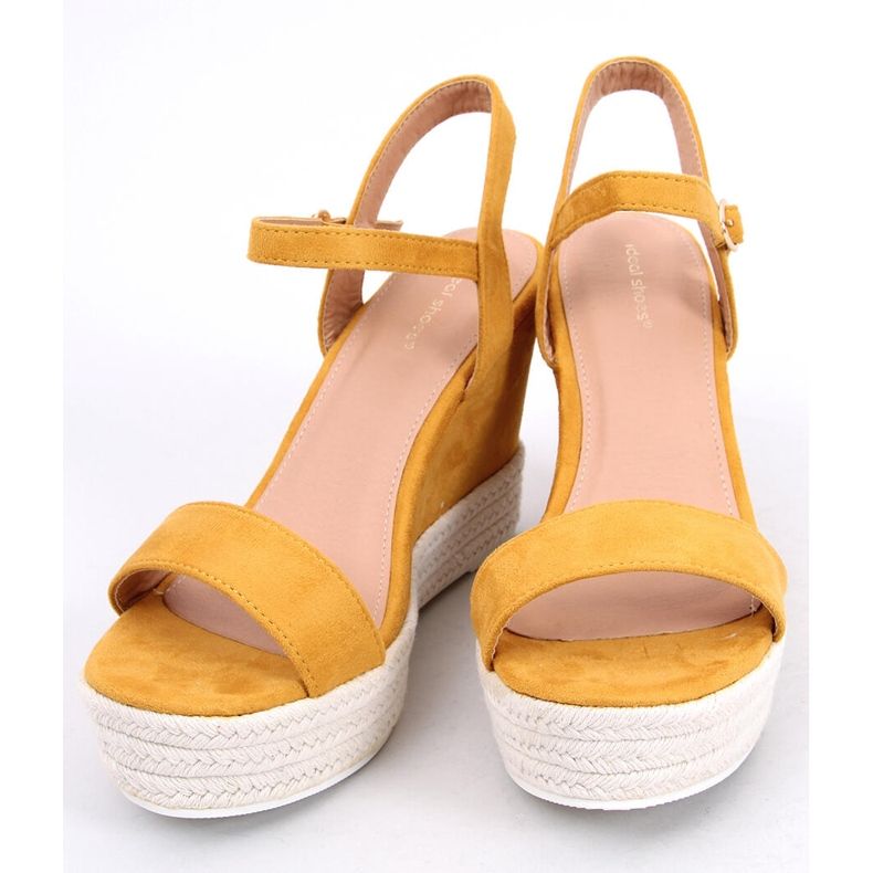 Žluté sandály na klínku JS-2952 Yellow žluť 2