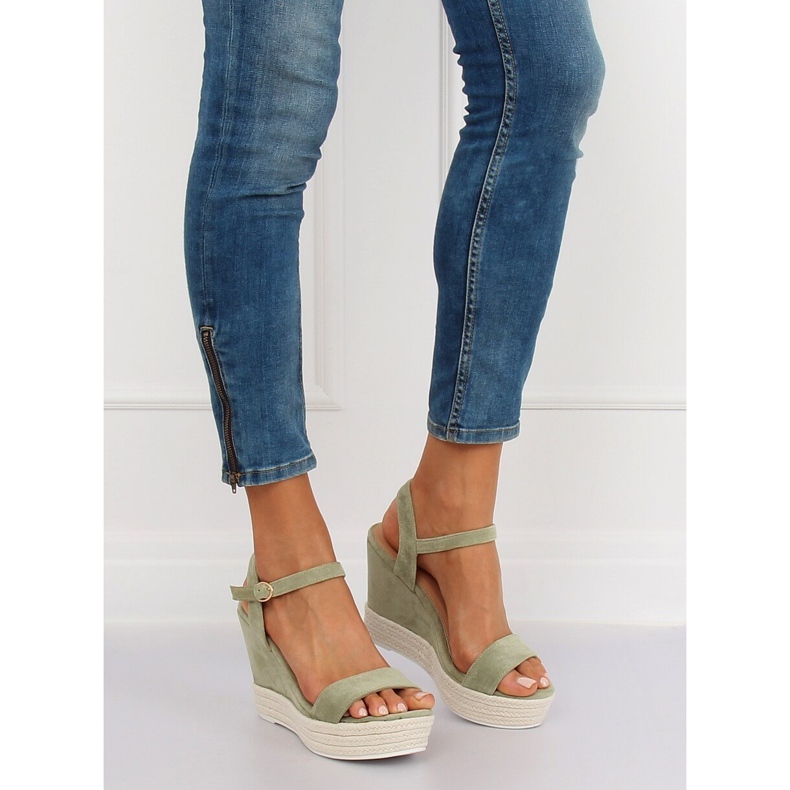 Zelené klínové sandály JS-2952 DK.GREEN zelený 1