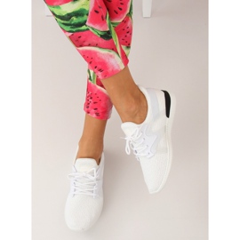 Bílé sportovní boty X-9751 White bílý 1