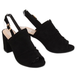Černé sandály na vysokém podpatku JM5840N Negro černý 2