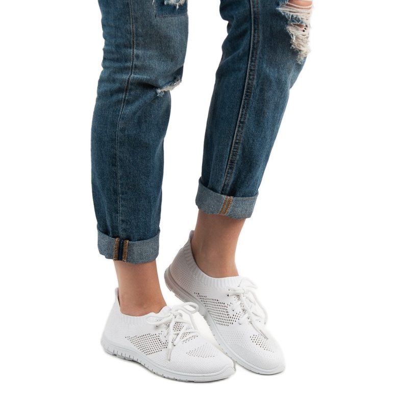 Renda Vzdušná sportovní obuv bílý 1