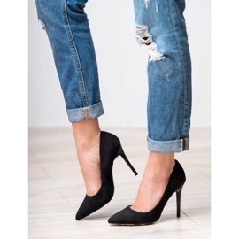 Erynn Čerpadla Na Kolíku černý 1