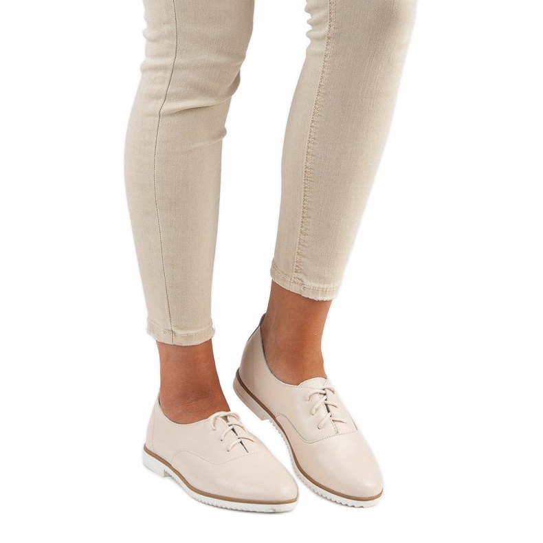 Světle béžové kožené boty značky MAZARO béžový 1