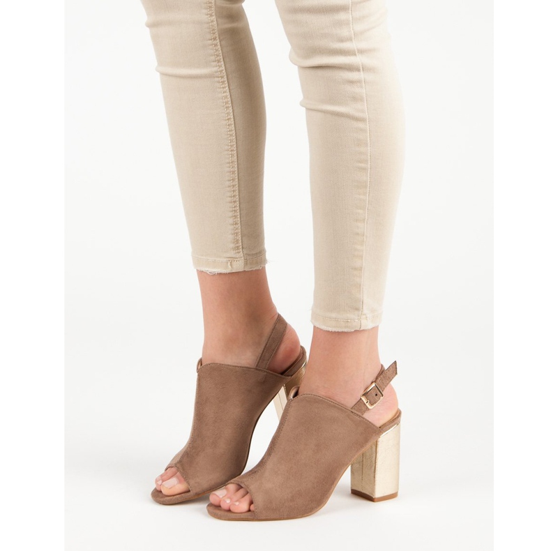 Postavené sandály na baru VINCEZA hnědý 1