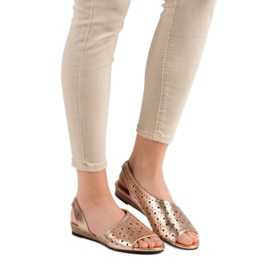 Prolamované sandály VINCEZA žluť 2