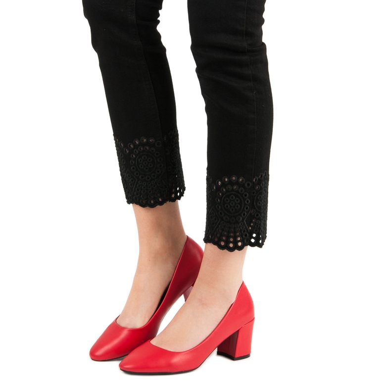 Ideal Shoes Klasická červená čerpadla červené 1