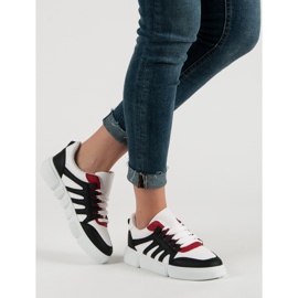 Pohodlná sportovní obuv bílý černá 2 Pohodlná sportovní obuv bílý černá 2