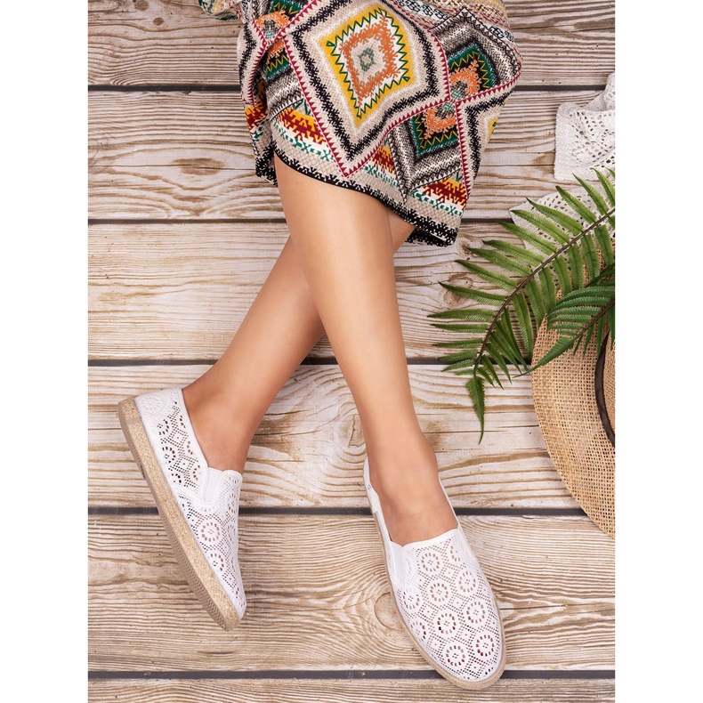 Mckeylor Krajkové bílé slipy bílý 1