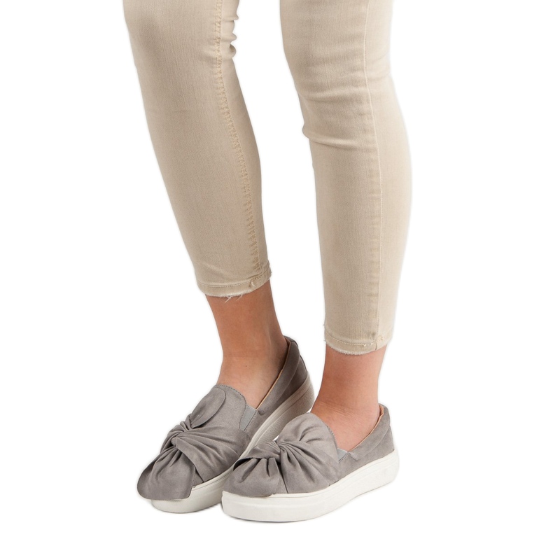 Semišové slipy s mašlí VICES šedá 1