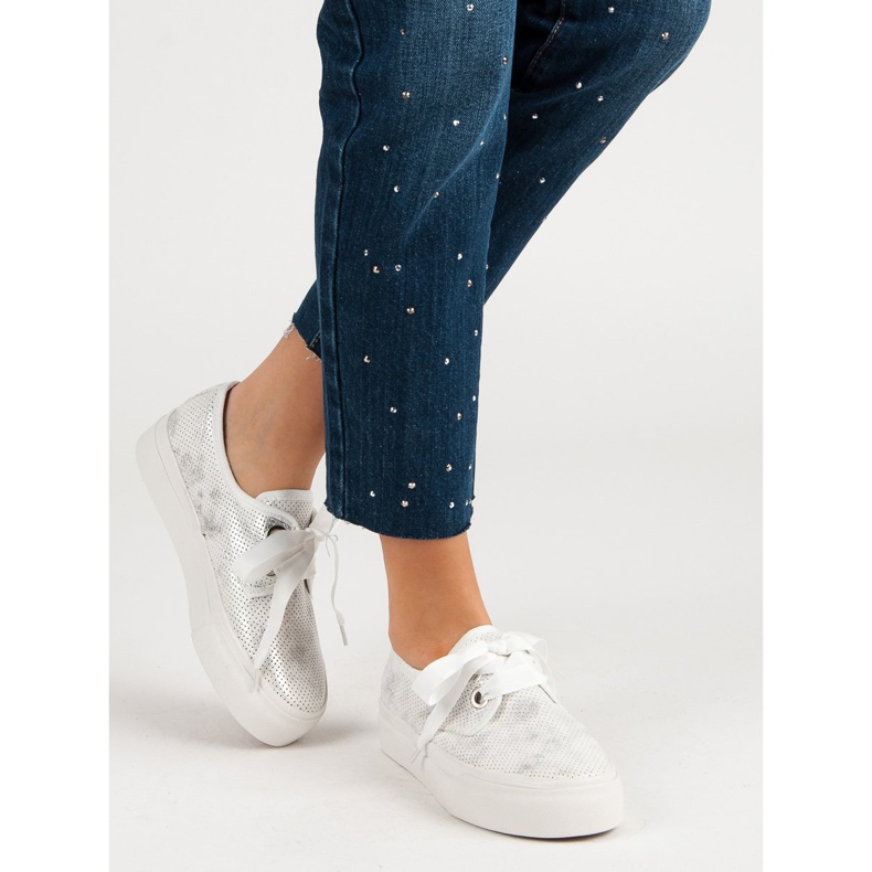 Kylie Tenisky svázané stuhou bílý šedá 1