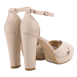 Seastar Pohodlné sandály na vysokém podpatku hnědý 1