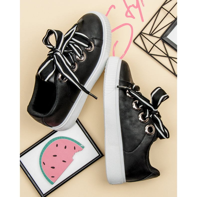 Sportovní obuv se třpytkami černá 1