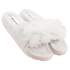 Seastar Bílé pantofle s květinami bílý 4