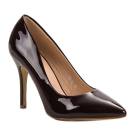 Lakované kolíky vícebarevný červený 1