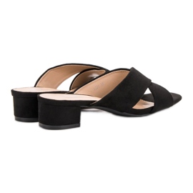 Small Swan Elegantní semišové pantofle černý 2