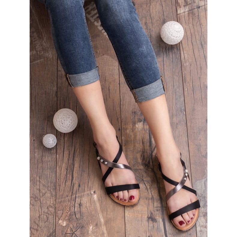 Small Swan Sandály S Perlami černý 2