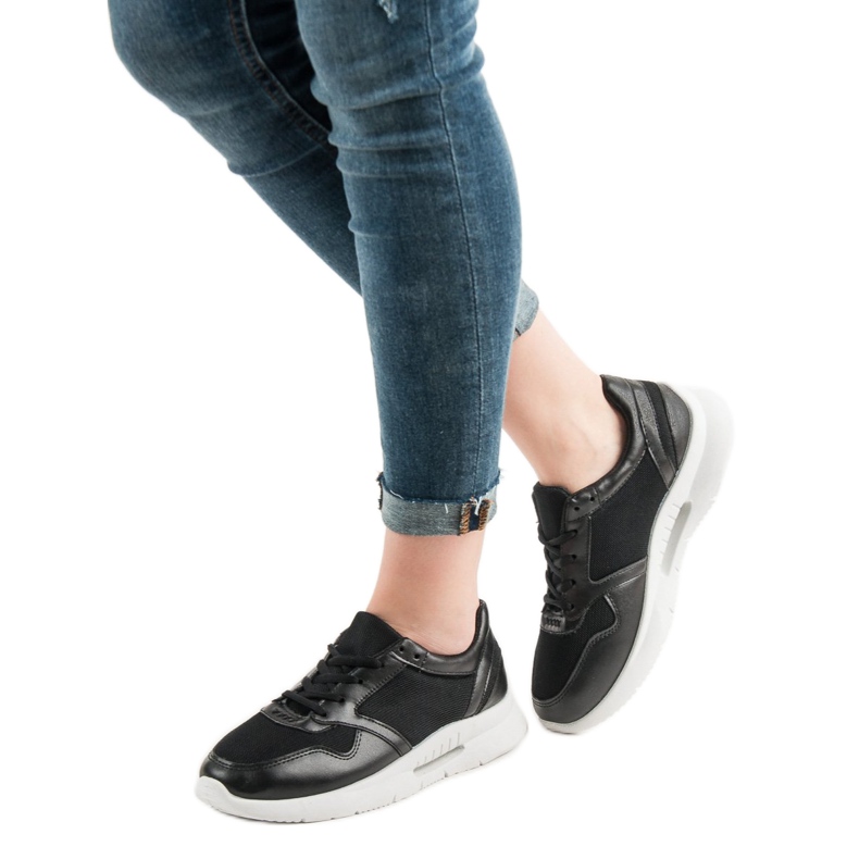 SHELOVET Šněrovací sportovní obuv černá 2 SHELOVET Šněrovací sportovní obuv černá 2