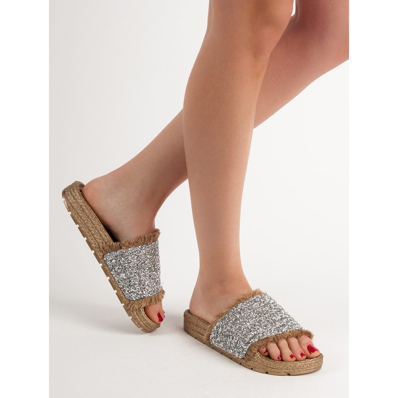 Pohodlné pantofle VICES žlutá 1