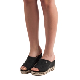 Best Shoes Sandály na klínku černý 1