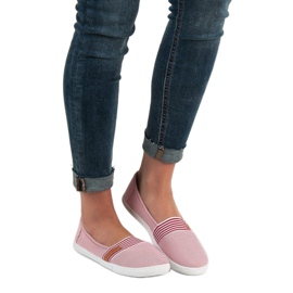 Pohodlné VICES Slipony bílý červené 1