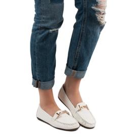 Top Shoes Dámské bílé mokasíny bílý 1
