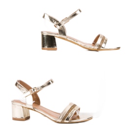 SHELOVET Stylové zlaté sandály zlatý 1