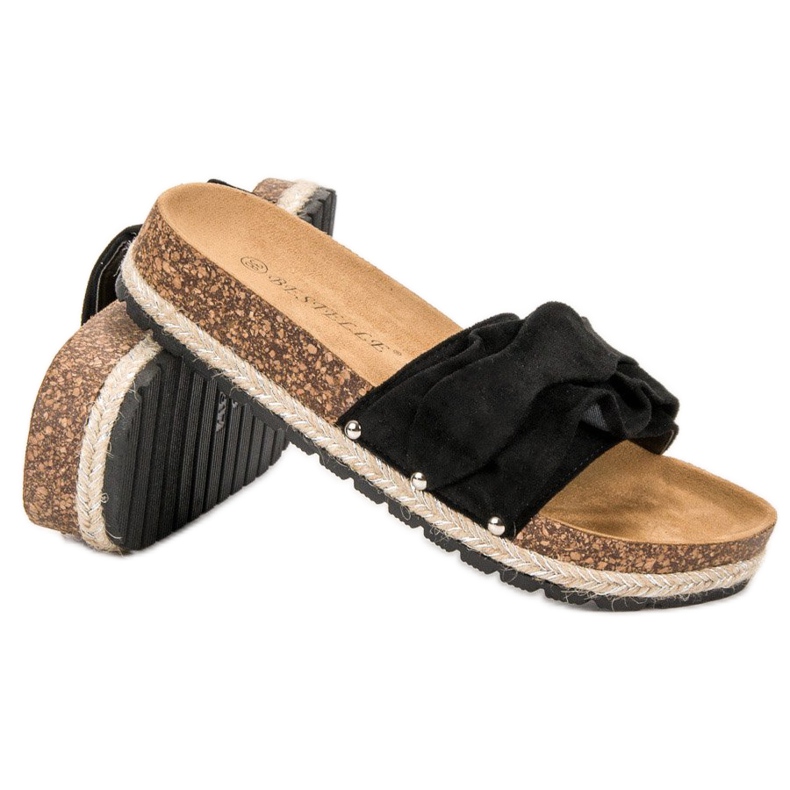 Bestelle Pantofle s volánkem černá 1