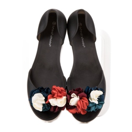 Ideal Shoes Meliski S Květinami černý 1