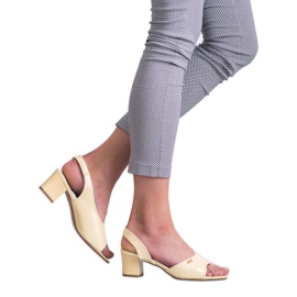 Goodin Elegantní nazouvací sandály žlutá 2