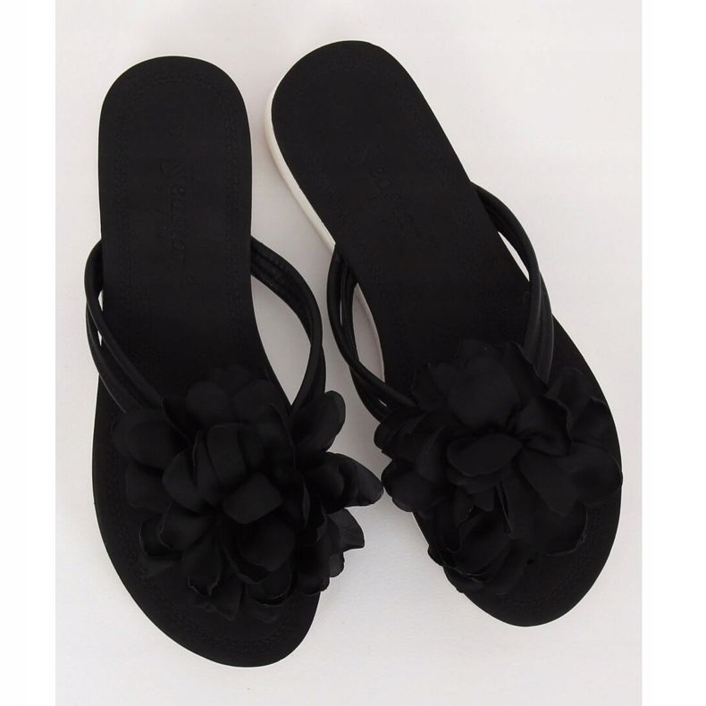 Černé žabky s květinou CK103 Black černý 1