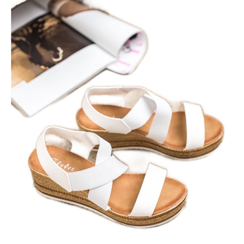 Flyfor Lehké nazouvací sandály bílý 2