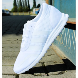 Boty Adidas Originals Los Angeles W S76575 bílý 1