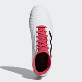 Kopačky Adidas Predator 18.3 Fg M CM7667 bílý bílý 2 Kopačky Adidas Predator 18.3 Fg M CM7667 bílý bílý 2