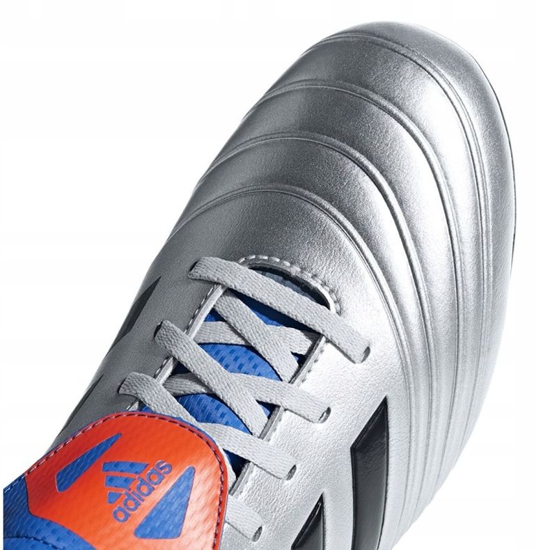 Kopačky Adidas Copa 18.4 FxG M DB2458 šedá stříbro 2