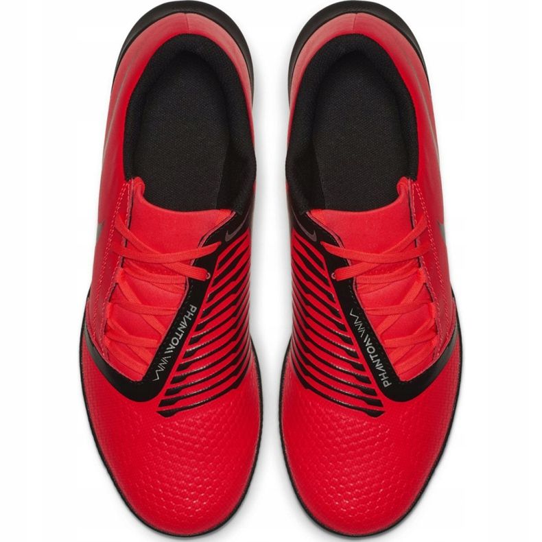 Kopačky Nike Phantom Venom Club Tf M AO0579-600 červený červený 2