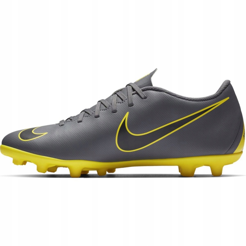Kopačky Nike Mercurial Vapor 12 Club Mg M AH7378-070 černý černý 1