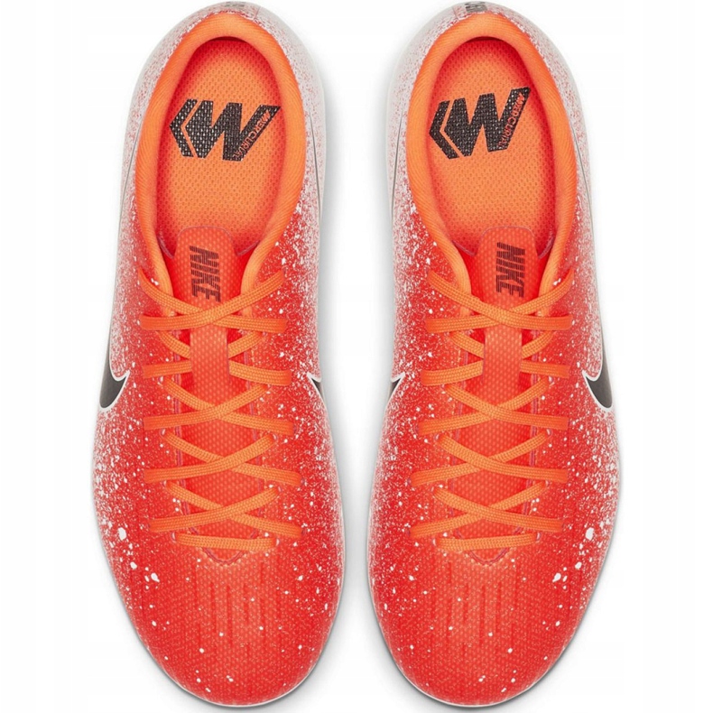 Kopačky Nike Mercurial Vapor 12 Academy Mg Jr AH7347-801 vícebarevný červený 1