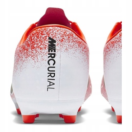 Kopačky Nike Mercurial Vapor 12 Academy Mg M AH7375-801 červené vícebarevný 4