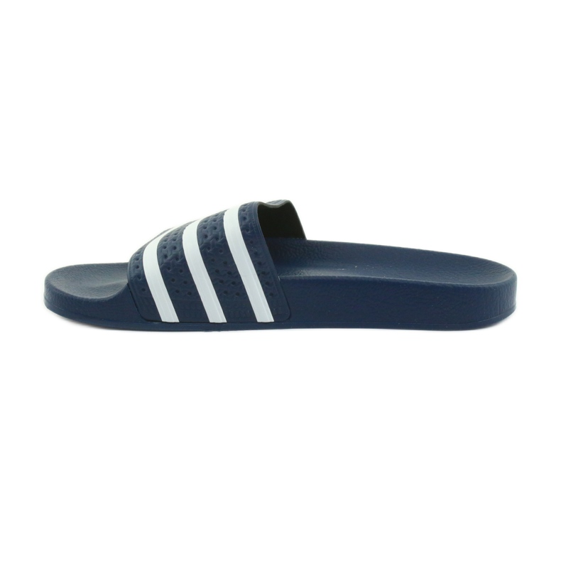 Pantofle Adidas Adilette námořnická modrá 2