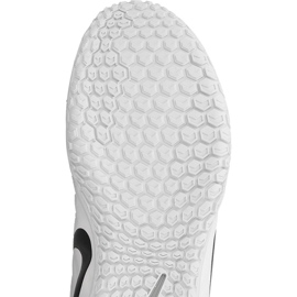 Tréninkové boty Nike Air Pernix M 818970-100 bílý 1