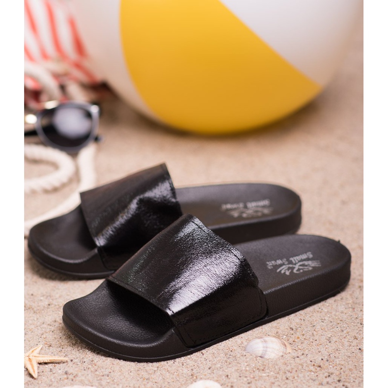 Small Swan Neformální dámské pantofle černá 2