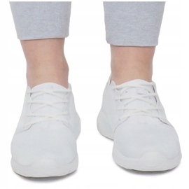 Sportovní běžecká obuv F368-2 bílá bílý 1