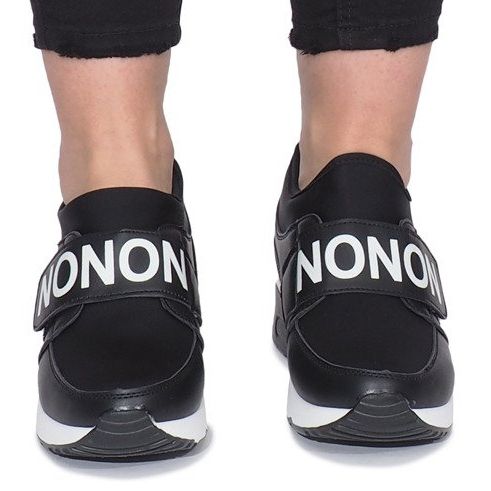 Černé sportovní tenisky na klínu Monon černý 1